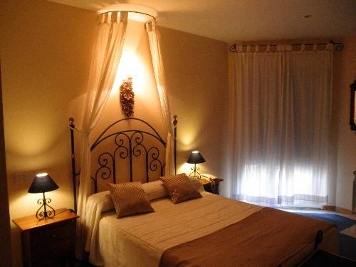 Imagen de la habitación del Hotel Arco San Vicente. Foto 5