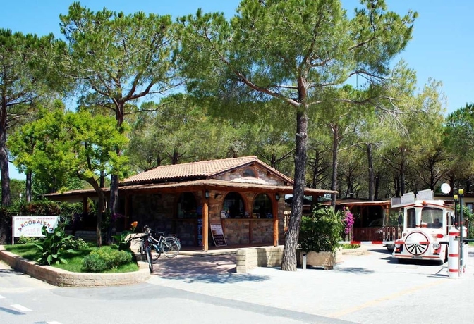 Imagen general del Hotel Arcobaleno Camping. Foto 2