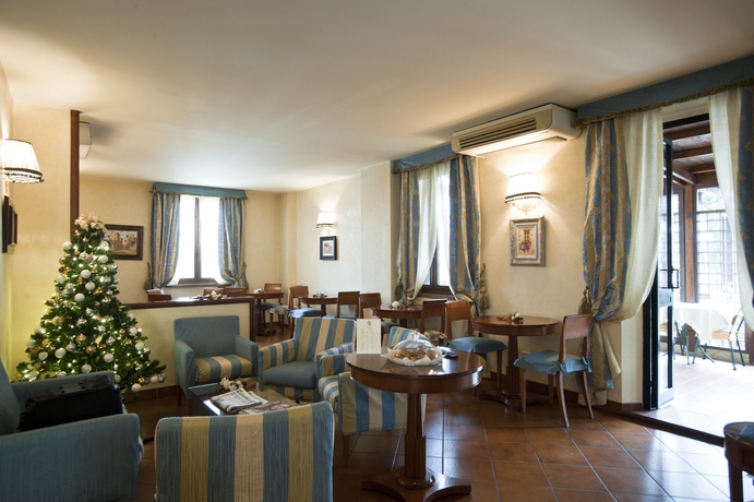 Imagen del bar/restaurante del Hotel Arcobaleno, Siena. Foto 2