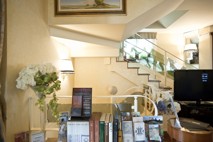 Imagen de los interiores del Hotel Arcobaleno, Siena. Foto 14