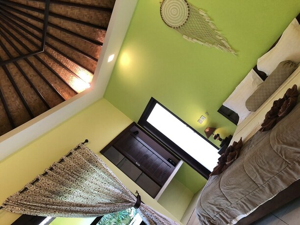 Imagen de la habitación del Hotel Arcoiris, Bali. Foto 31