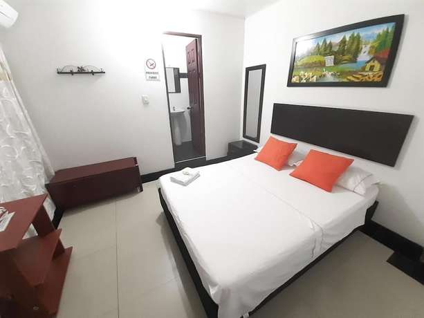 Imagen de la habitación del Hotel Arcoiris, Girardot. Foto 5