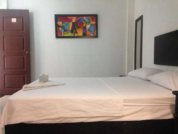 Imagen de la habitación del Hotel Arcoiris, Girardot. Foto 16