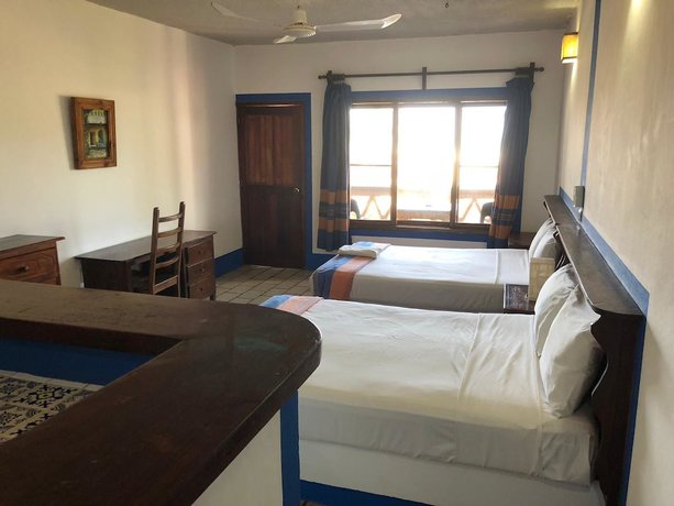 Imagen de la habitación del Hotel Arcoiris, Puerto Escondido. Foto 4