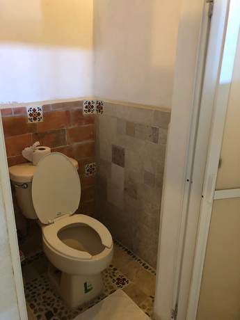Imagen de la habitación del Hotel Arcoiris, Puerto Escondido. Foto 17