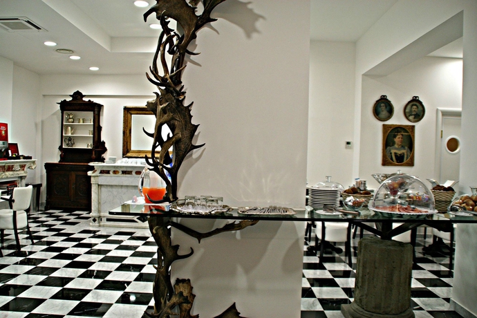 Imagen de los interiores del Hotel Arcom Palace. Foto 4