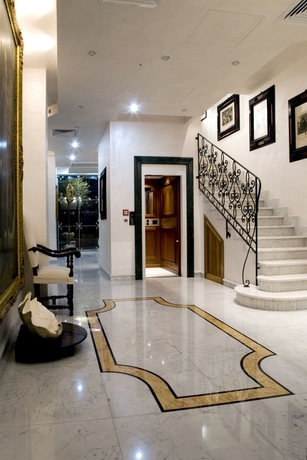 Imagen de los interiores del Hotel Arcom Palace. Foto 5