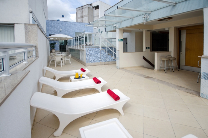 Imagen de los exteriores del Hotel Arcos Rio Palace. Foto 14