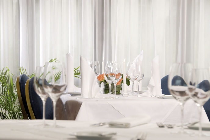 Imagen del bar/restaurante del Hotel Arcotel Donauzentrum Wien. Foto 5