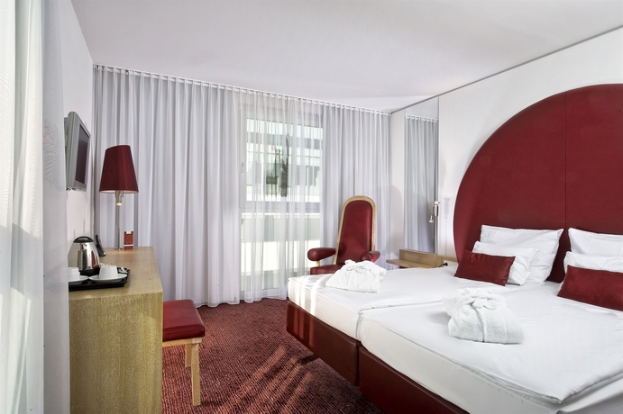 Imagen de la habitación del Hotel Arcotel Rubin Hamburg. Foto 7