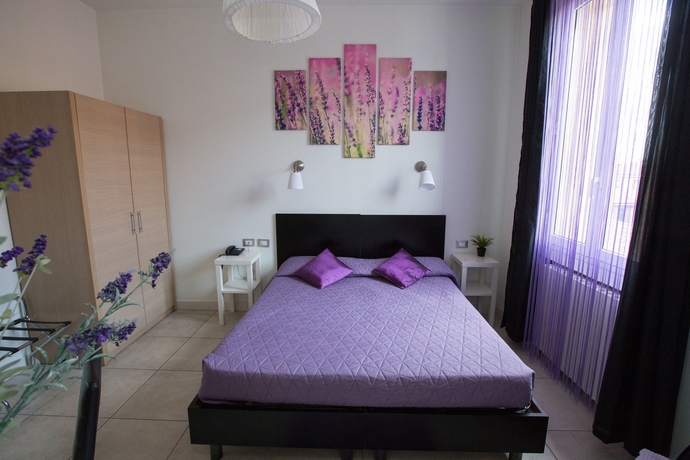 Imagen de la habitación del Hotel Arcoveggio. Foto 12