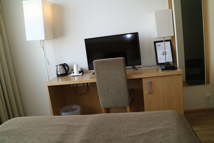 Imagen de la habitación del Hotel Arctic Comfort. Foto 13