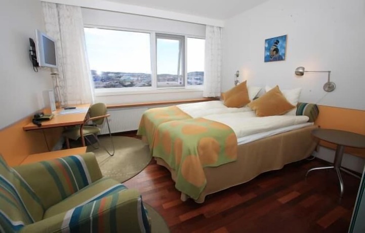Imagen de la habitación del Hotel Arctic. Foto 17