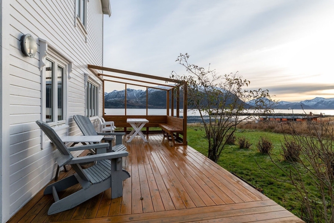 Imagen de la habitación del Hotel Arctic Ocean Lodge. Foto 14