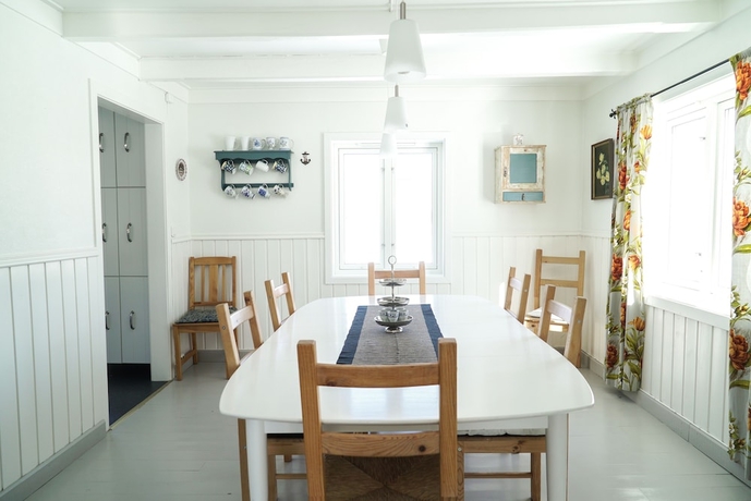 Imagen de la habitación del Hotel Arctic Ocean Lodge. Foto 17