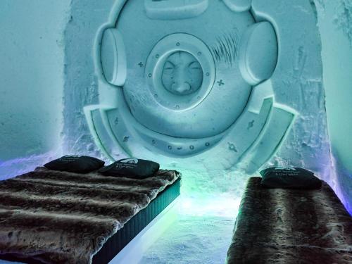 Imagen de la habitación del Hotel Arctic SnowHotel & Glass Igloos. Foto 4