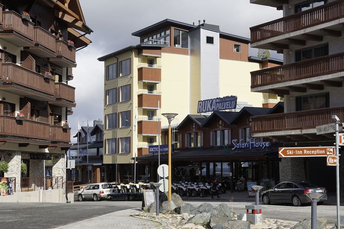 Imagen de los exteriores del Hotel Arctic Zone. Foto 12