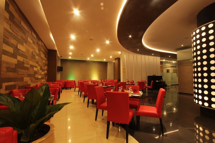 Imagen del bar/restaurante del Hotel Ardan. Foto 7