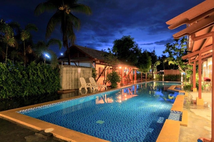 Imagen de la piscina del Hotel Ardea Resort Pool Villa. Foto 16
