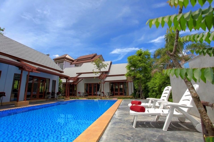 Imagen de la piscina del Hotel Ardea Resort Pool Villa. Foto 17
