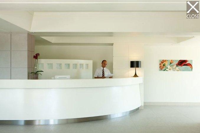 Imagen de los interiores del Hotel Ardeatina Park. Foto 10
