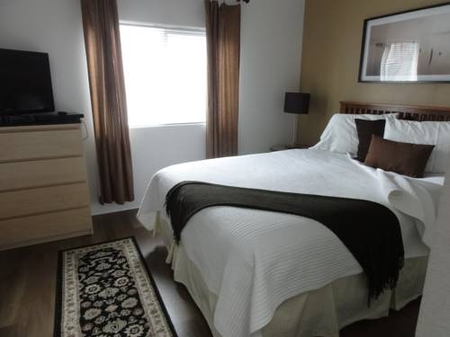 Imagen de la habitación del Hotel Arden Acres Executive Suites and Cottages. Foto 1