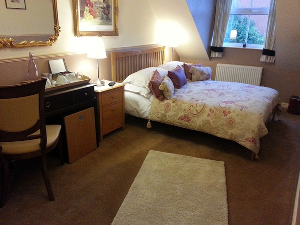 Imagen de la habitación del Hotel Arden House, Coleshill. Foto 4