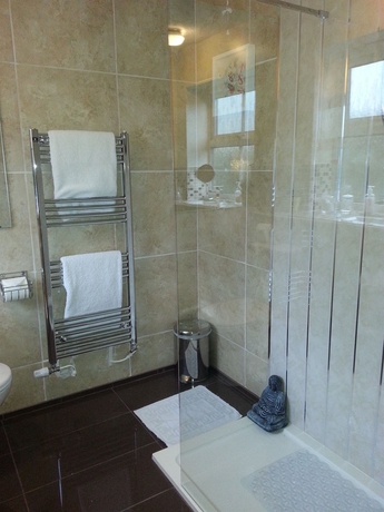 Imagen de la habitación del Hotel Arden House, Coleshill. Foto 8