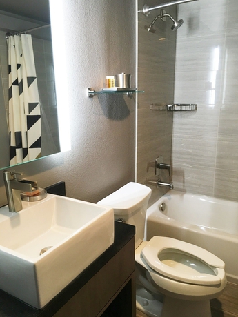 Imagen de la habitación del Hotel Arden Star. Foto 15