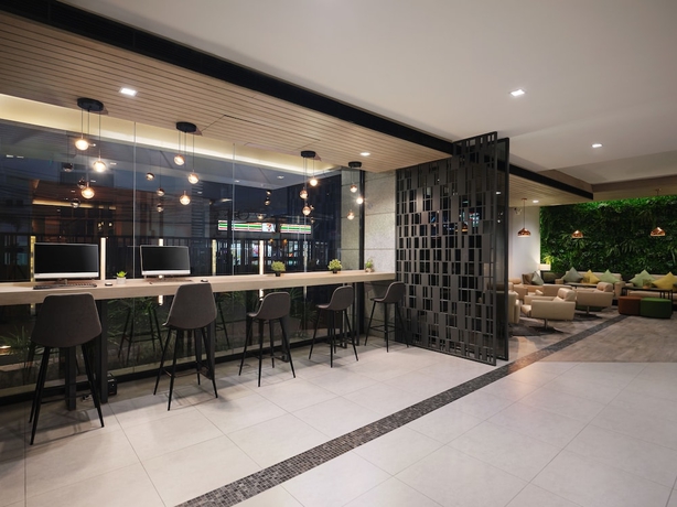 Imagen de los interiores del Hotel Arden and Residence. Foto 16