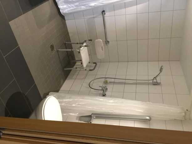 Imagen de la habitación del Hotel Ardey. Foto 7