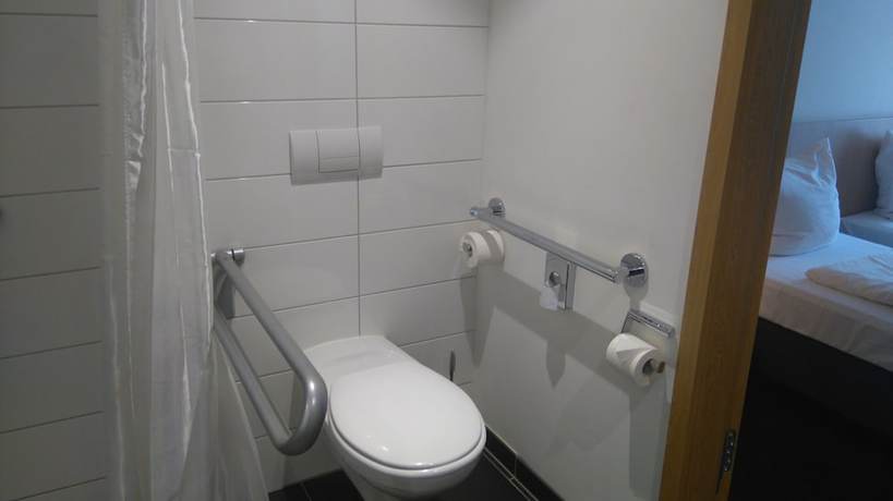Imagen de la habitación del Hotel Ardey. Foto 12