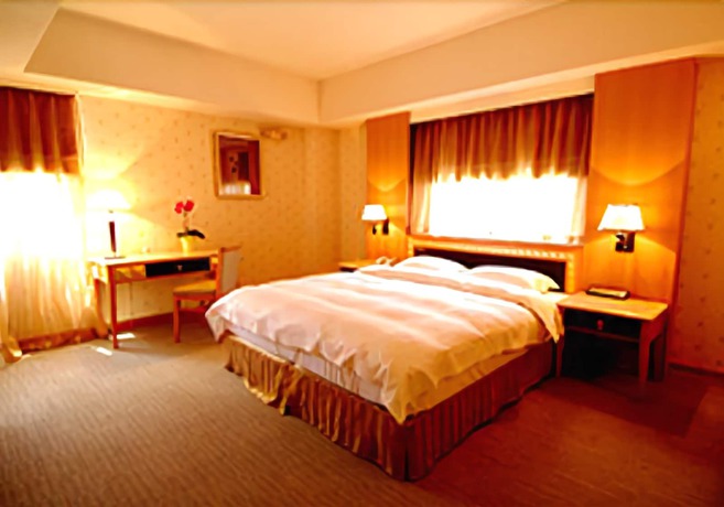 Imagen de la habitación del Hotel Ardi. Foto 10