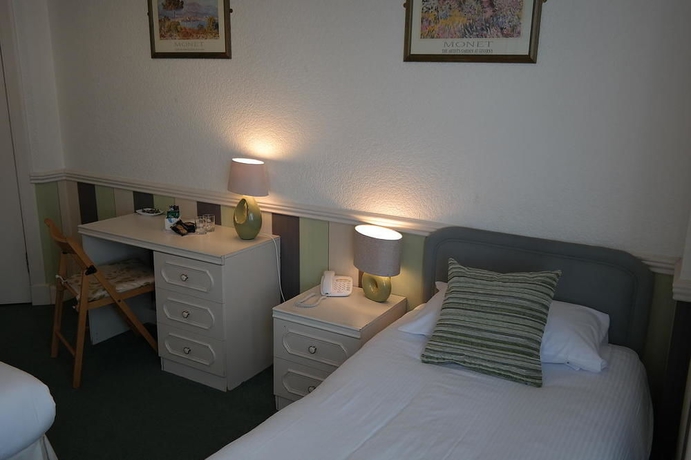 Imagen de la habitación del Hotel Ardmillan. Foto 2
