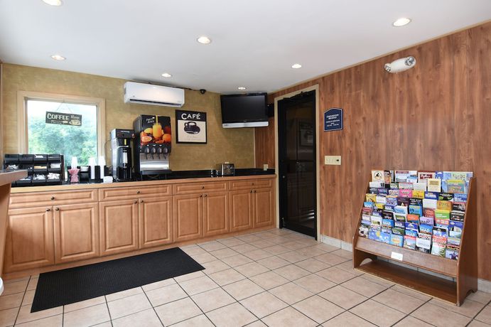 Imagen de los interiores del Hotel Ardsley Acres Westchester. Foto 20