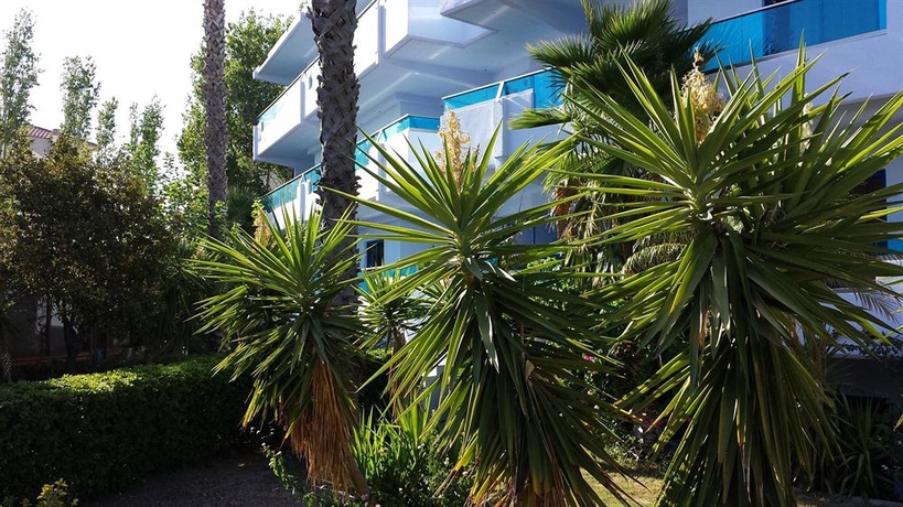 Imagen de los exteriores del Hotel Area Blue Beach Apartments. Foto 16