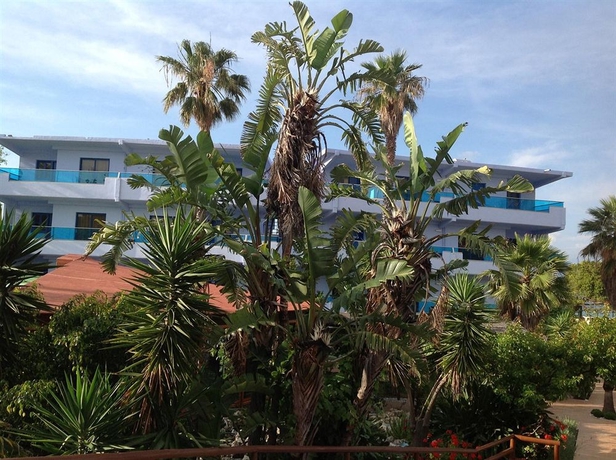 Imagen general del Hotel Area Blue Beach Apartments. Foto 2