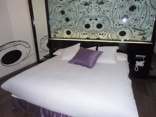 Imagen de la habitación del Hotel Area De Servicio Villamartín. Foto 5