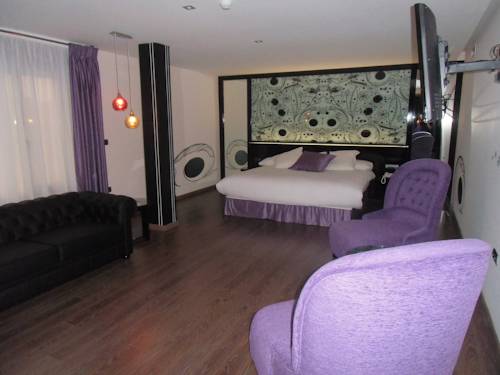 Imagen de la habitación del Hotel Area De Servicio Villamartín. Foto 6