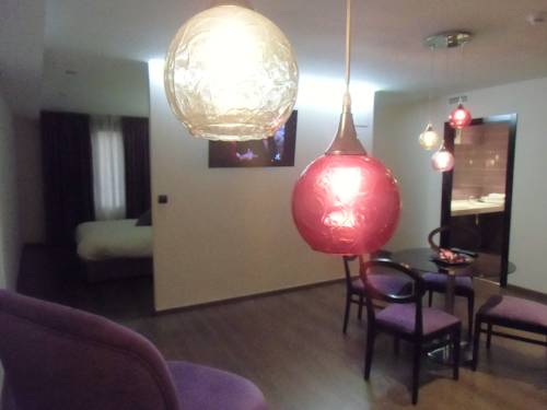 Imagen de la habitación del Hotel Area De Servicio Villamartín. Foto 10