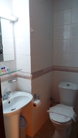 Imagen de la habitación del Hotel Area. Foto 7
