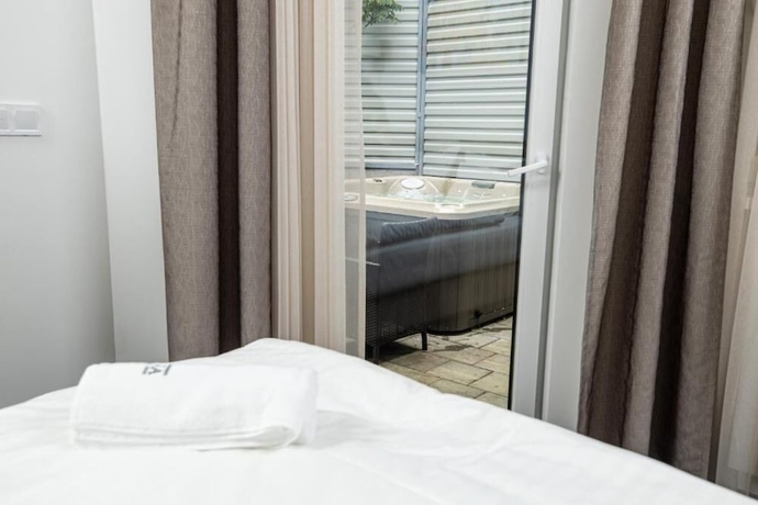 Imagen de la habitación del Hotel Ar&eacute;na Deluxe and Spa. Foto 6