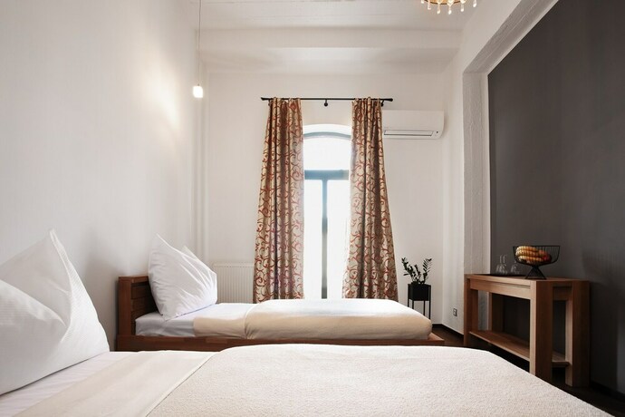 Imagen de la habitación del Hotel Ar&eacute;na &Scaron;amor&iacute;n. Foto 19