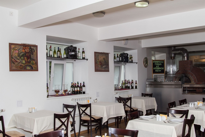 Imagen del bar/restaurante del Hotel Arealinn. Foto 4