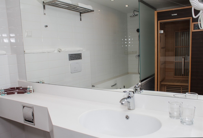 Imagen de la habitación del Hotel Arealinn. Foto 13