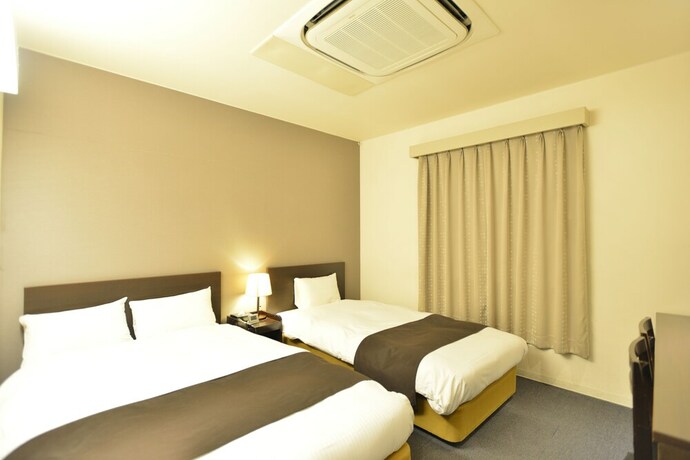 Imagen de la habitación del Hotel Areaone Takamatsu. Foto 25