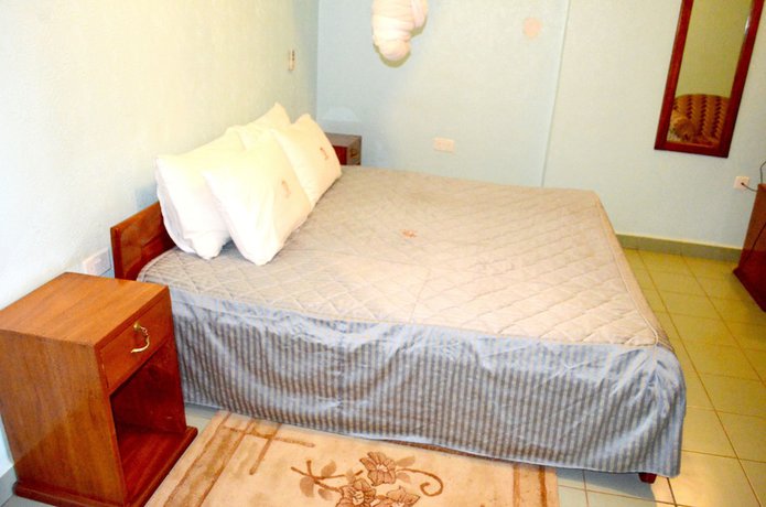 Imagen de la habitación del Hotel Areba. Foto 15