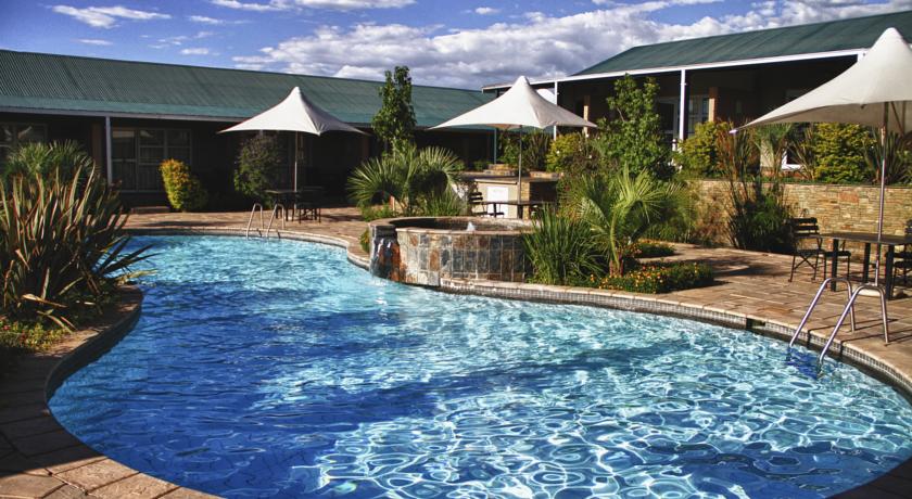 Imagen de la piscina del Hotel Arebbusch Travel Lodge. Foto 13