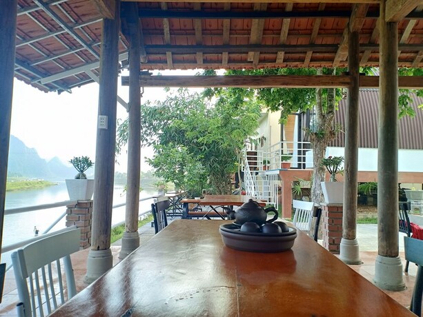 Imagen del bar/restaurante del Hotel Areca Bungalow. Foto 21