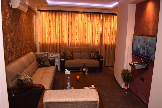 Imagen de los interiores del Hotel Areg. Foto 14